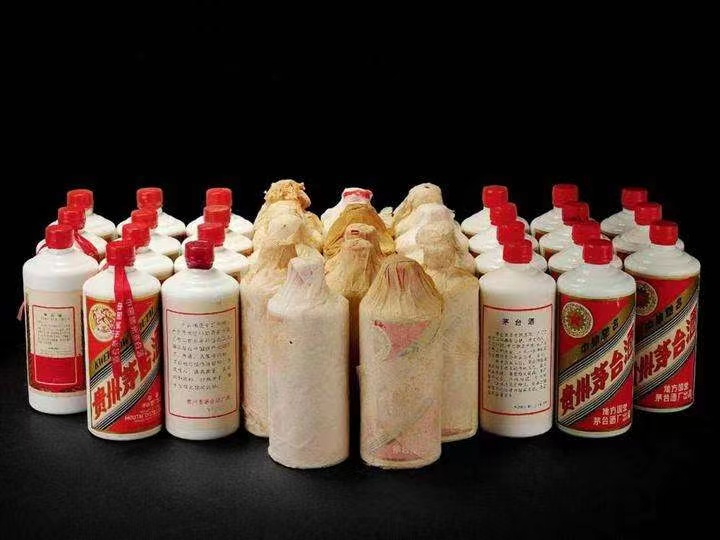 赤壁日照岚山回收酒价格哪里回收(附近上门回收茅台酒）?